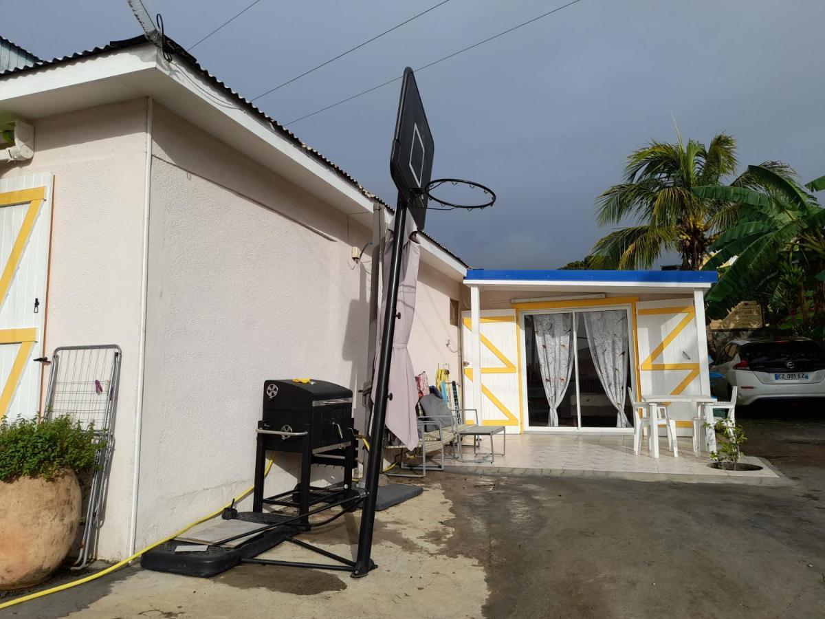 Le Studio De Jeannine Capesterre-Belle-Eau Exterior foto
